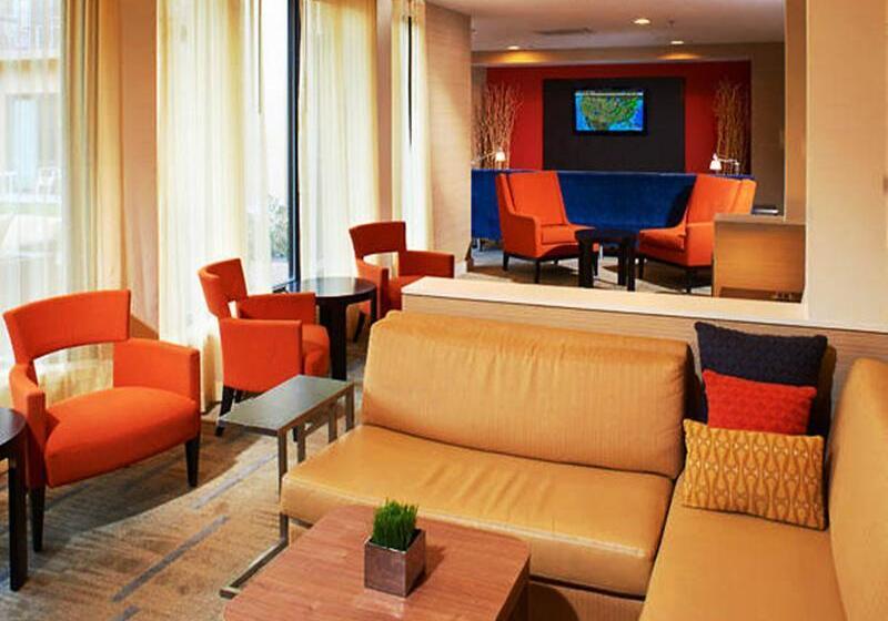 فندق Courtyard By Marriott St. Louis Downtown West