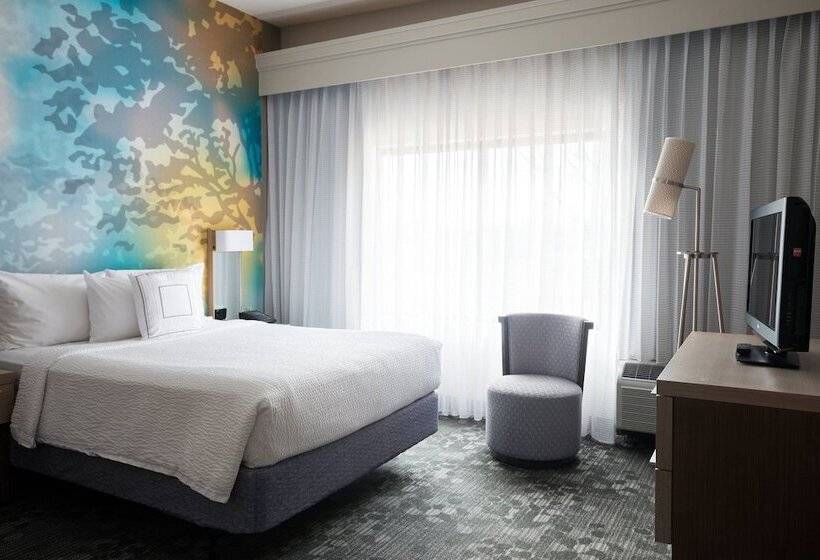 هتل Courtyard Toledo Maumee/arrowhead