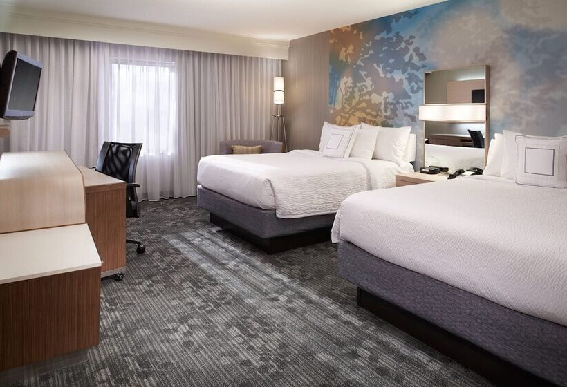 هتل Courtyard Toledo Maumee/arrowhead