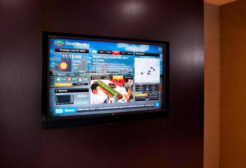 هتل Courtyard Toledo Maumee/arrowhead