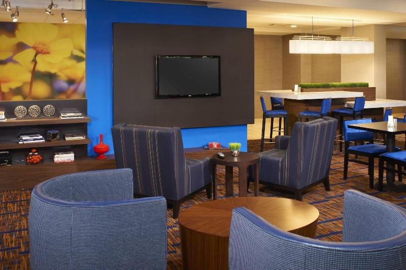 هتل Courtyard Toledo Maumee/arrowhead