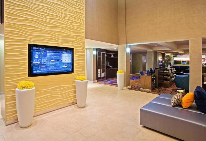 Отель Courtyard Chicago Midway Airport