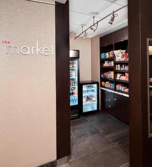 ホテル Courtyard Cincinnati Airport South/florence