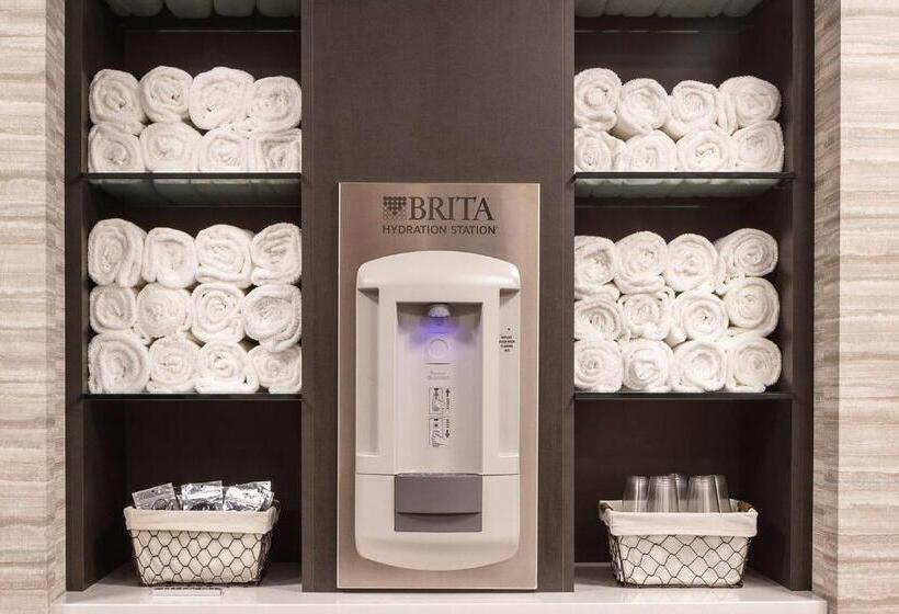 ホテル Courtyard Cincinnati Airport South/florence