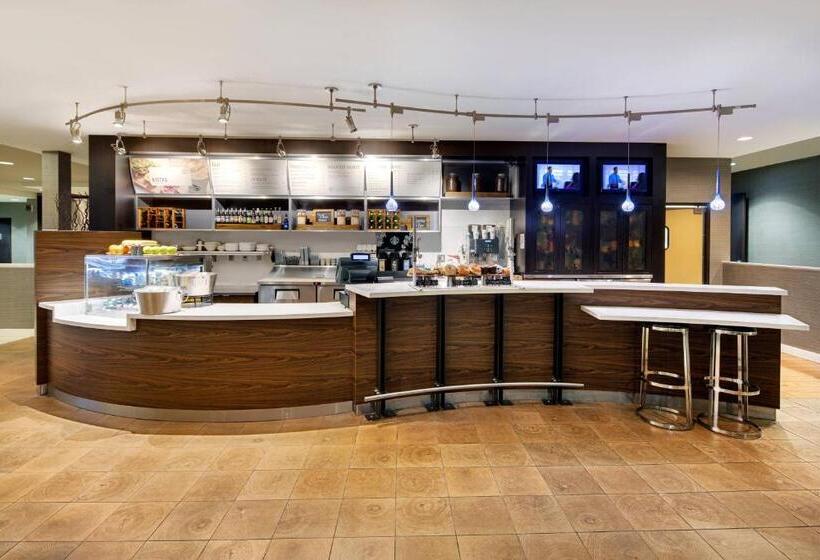 فندق Courtyard Cleveland Beachwood