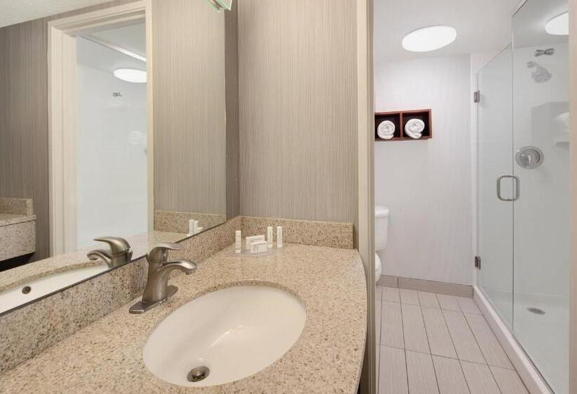 فندق Courtyard Cleveland Beachwood