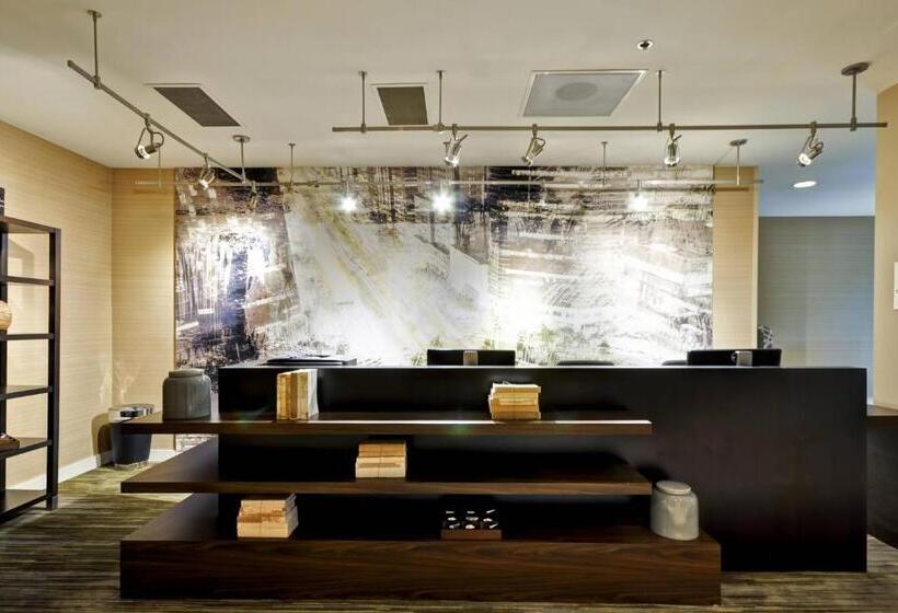 Отель Courtyard Dallas Medical Market Center