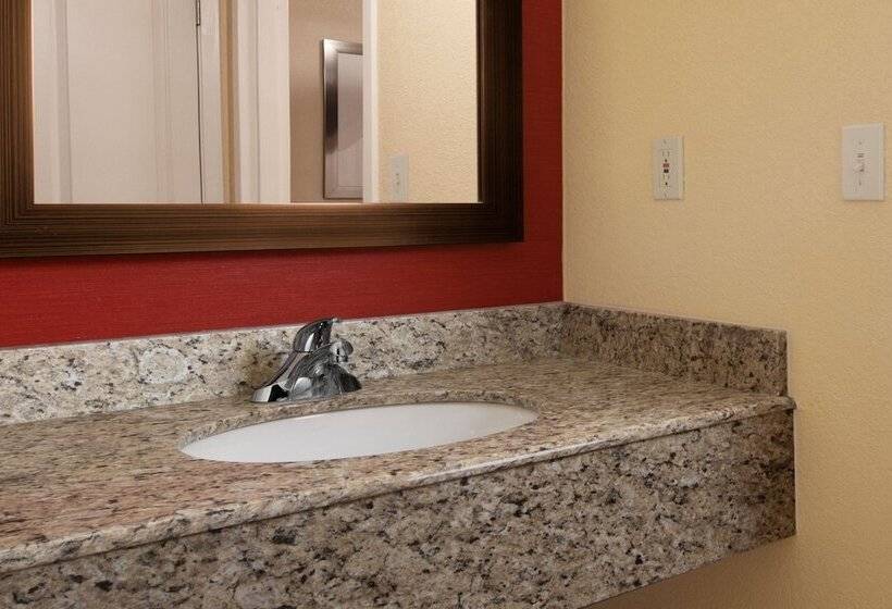 فندق Courtyard By Marriott Dallas Plano In Legacy Park