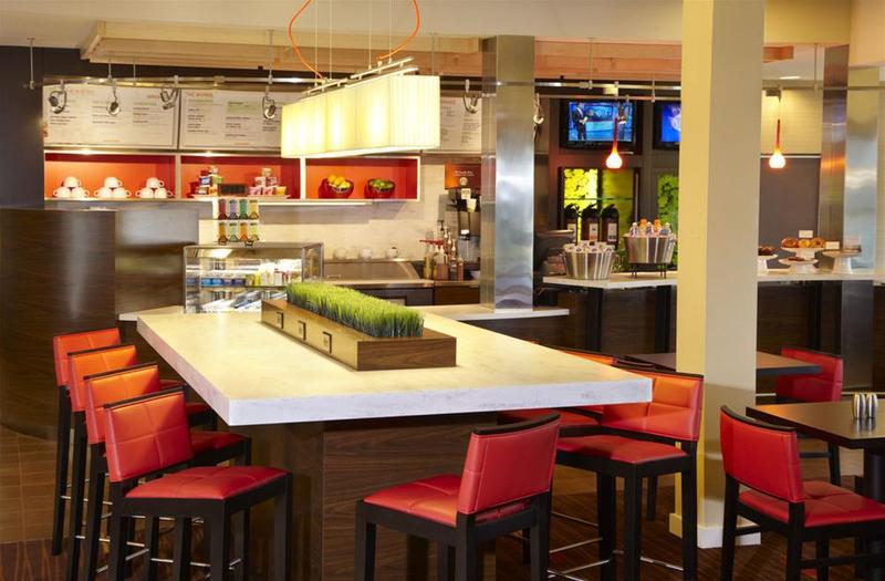 فندق Courtyard Des Moines West/clive