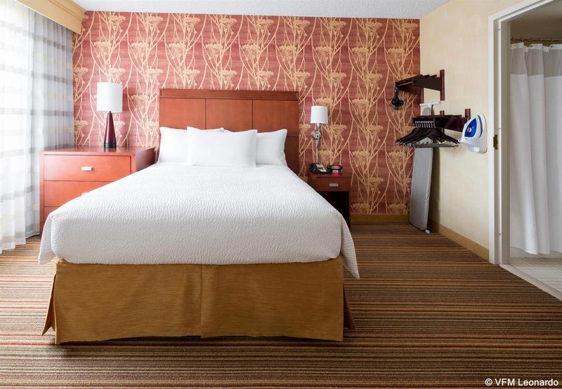 فندق Courtyard Des Moines West/clive