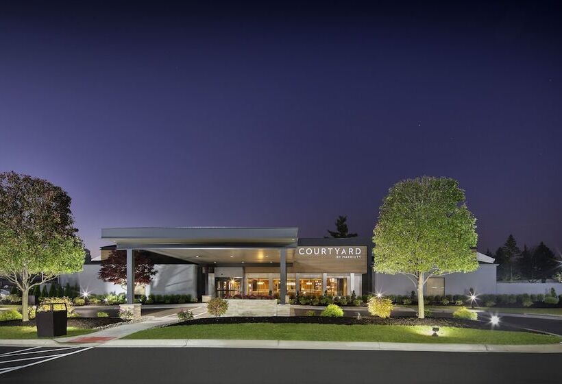 فندق Courtyard Detroit Southfield