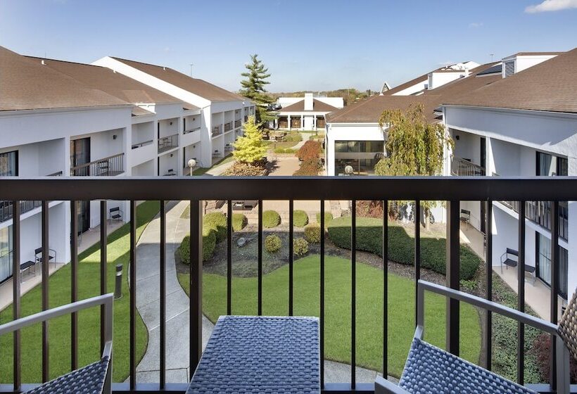 فندق Courtyard Detroit Southfield