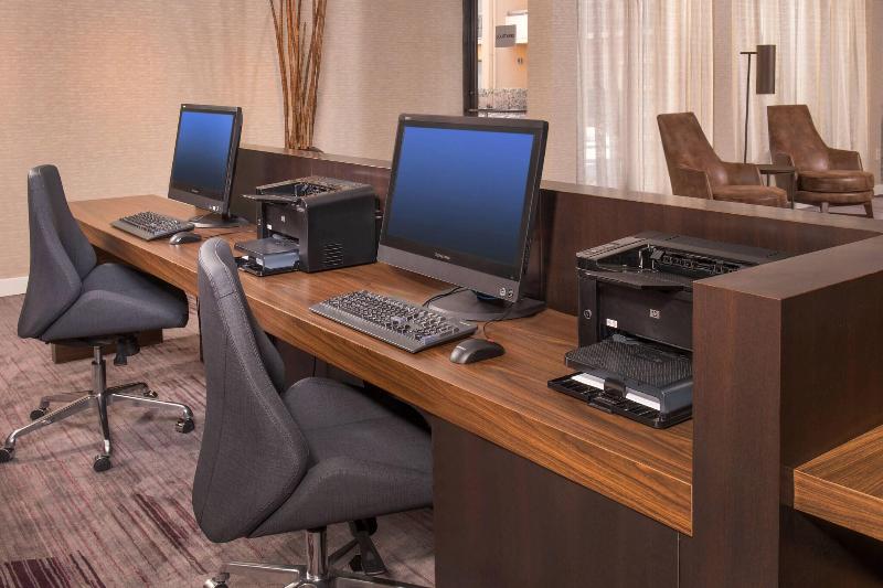 酒店 Courtyard By Marriott Dulles Airport Chantilly