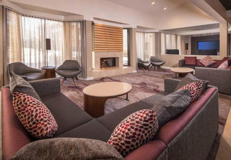 酒店 Courtyard By Marriott Dulles Airport Chantilly