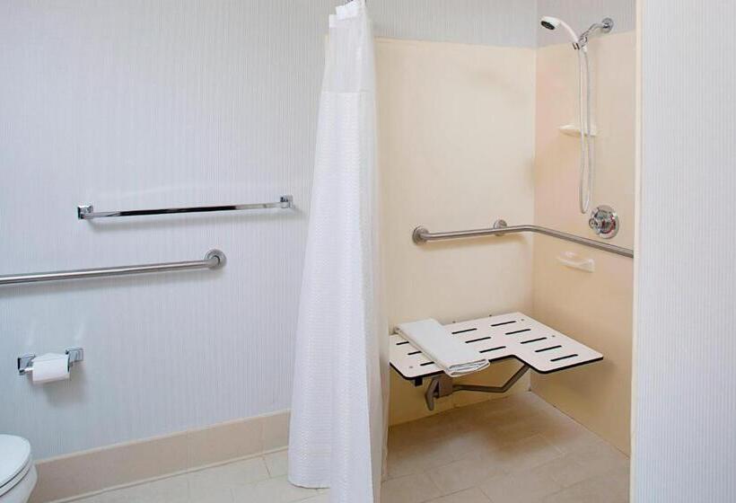 בית מלון כפרי Courtyard Durham Near Duke University/downtown