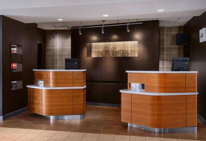 فندق Courtyard By Marriott Fishkill