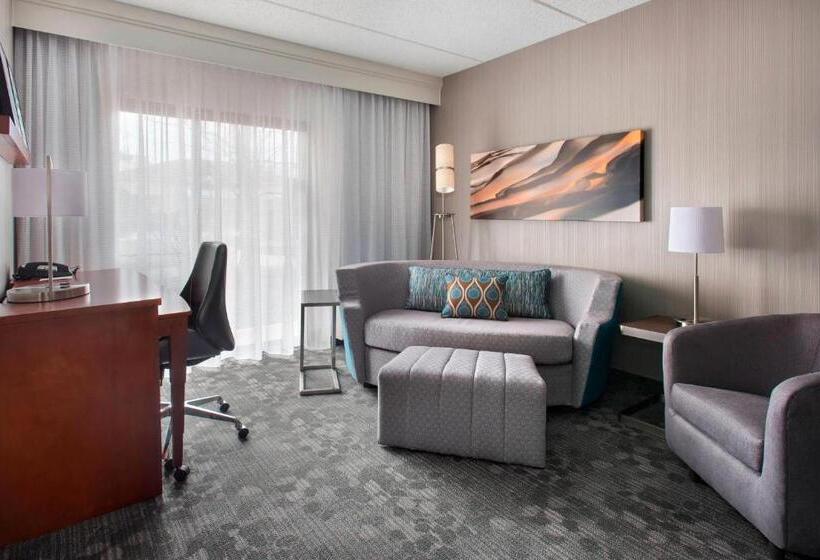 فندق Courtyard By Marriott Fishkill