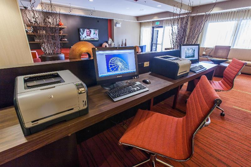 فندق Courtyard By Marriott Florence