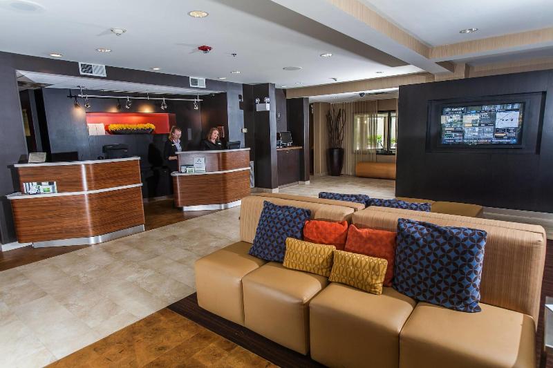 فندق Courtyard By Marriott Florence