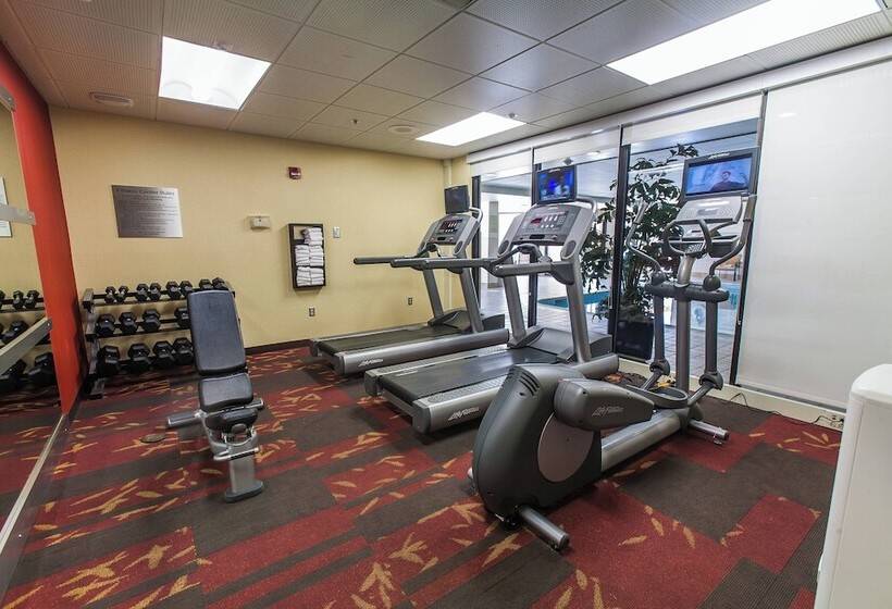 فندق Courtyard By Marriott Florence