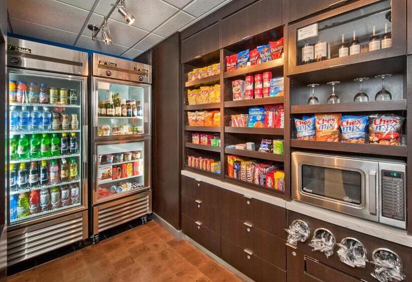 فندق Courtyard By Marriott Frederick