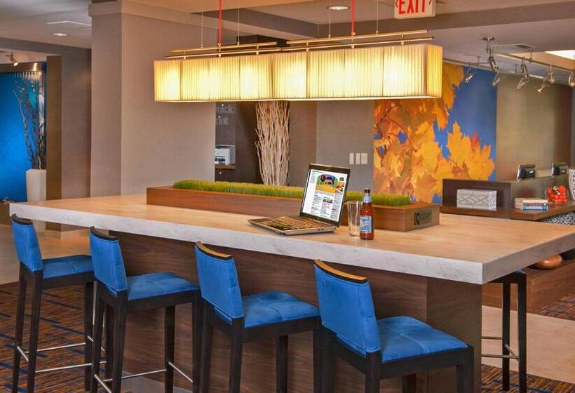 فندق Courtyard By Marriott Frederick