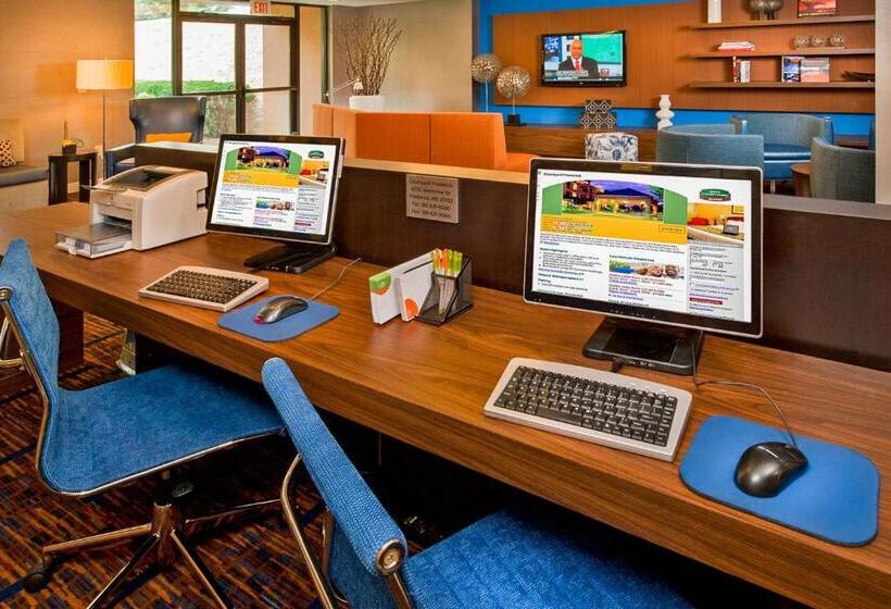 فندق Courtyard By Marriott Frederick