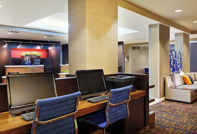 فندق Courtyard By Marriott Gainesville Fl