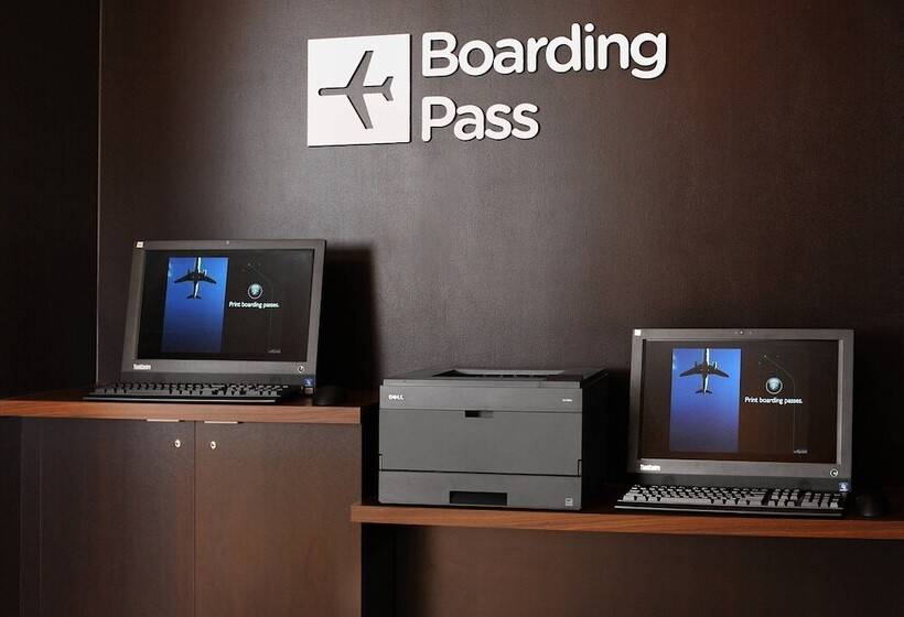 هتل Courtyard By Marriott Houston Hobby Airport