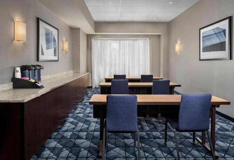 酒店 Courtyard Jacksonville Butler Boulevard