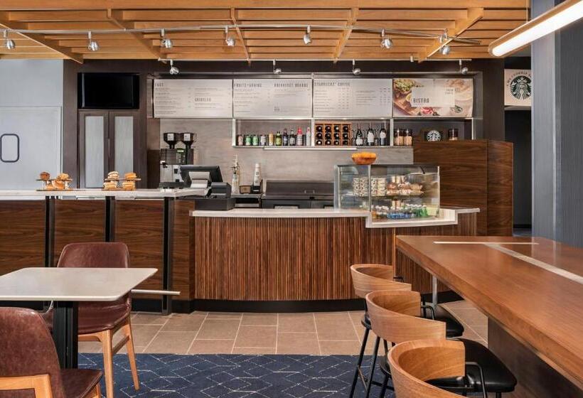 فندق Courtyard Jacksonville Butler Boulevard