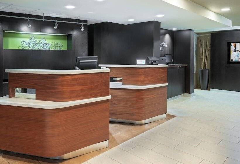 هتل Courtyard Lafayette Airport