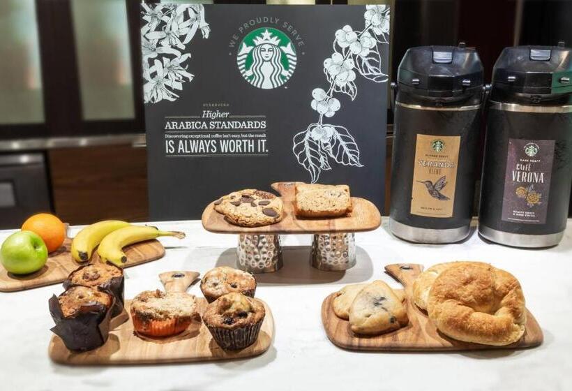 هتل Courtyard Lafayette Airport