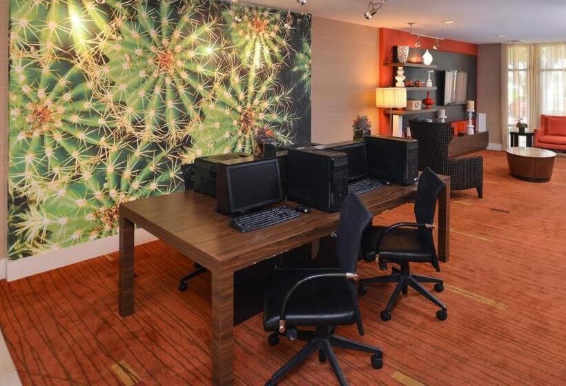 فندق Courtyard Laredo