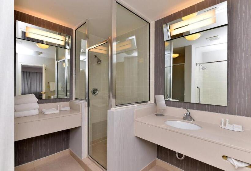 هتل Courtyard Laredo