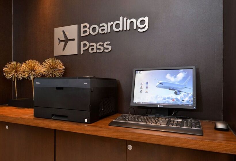 هتل Courtyard Laredo