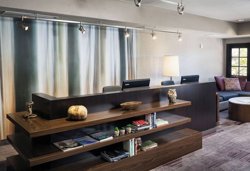 هتل Courtyard By Marriott Henderson   Green Valley   Las Vegas