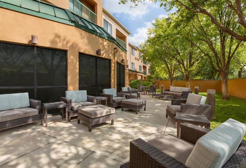 호텔 Courtyard Lubbock