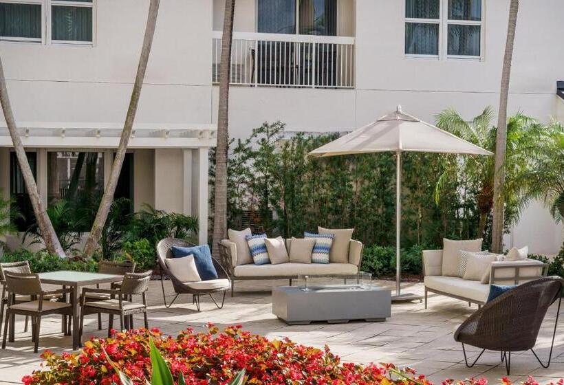 בית מלון כפרי Courtyard By Marriott Miami Aventura Mall