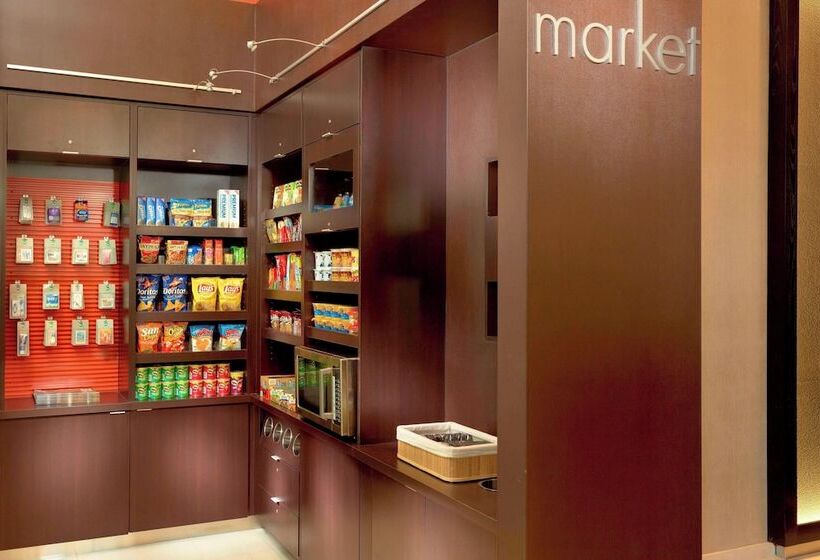 هتل Courtyard By Marriott Nashville Downtown