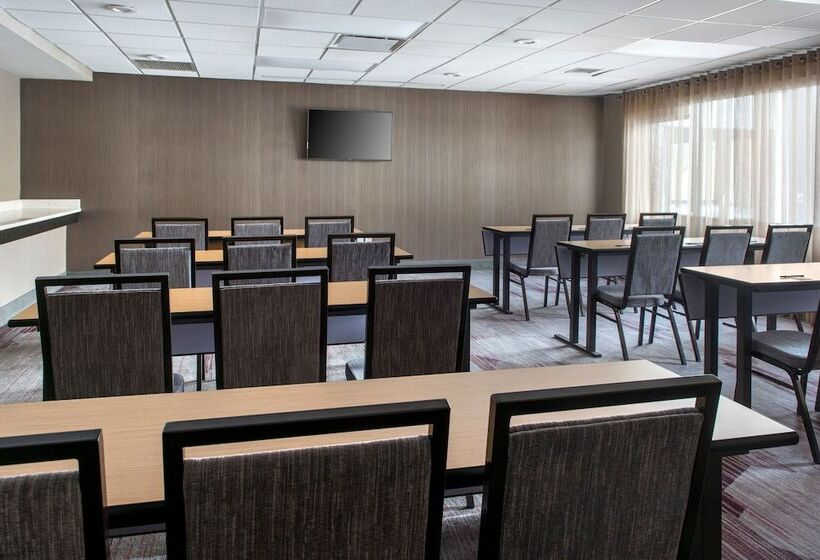 ホテル Courtyard By Marriott Newburgh Stewart Airport