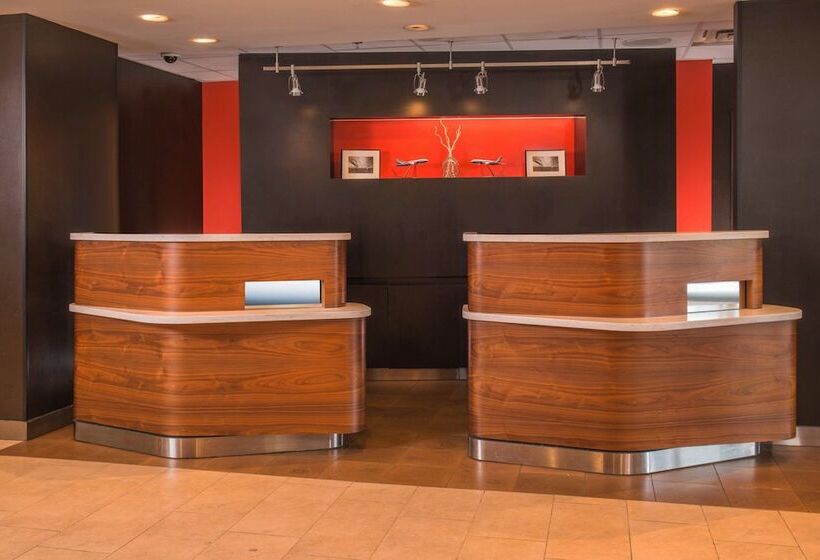 ホテル Courtyard By Marriott North Charleston Airport Coliseum