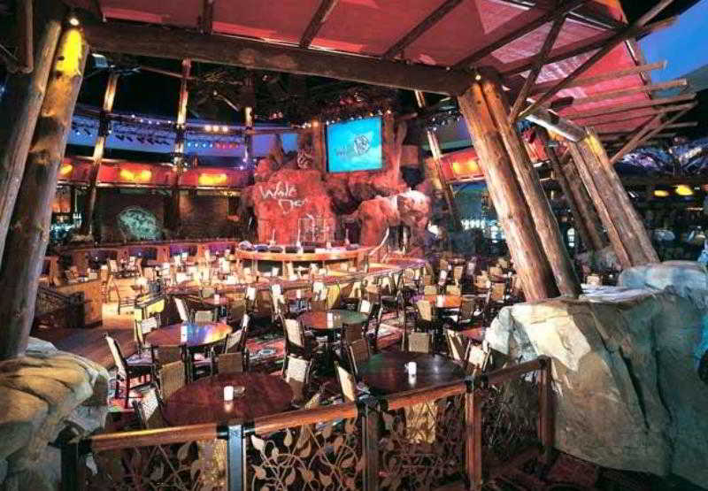 Отель Courtyard By Marriott Norwich