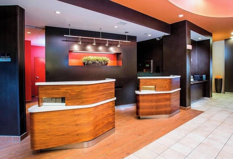 فندق Courtyard By Marriott Peoria