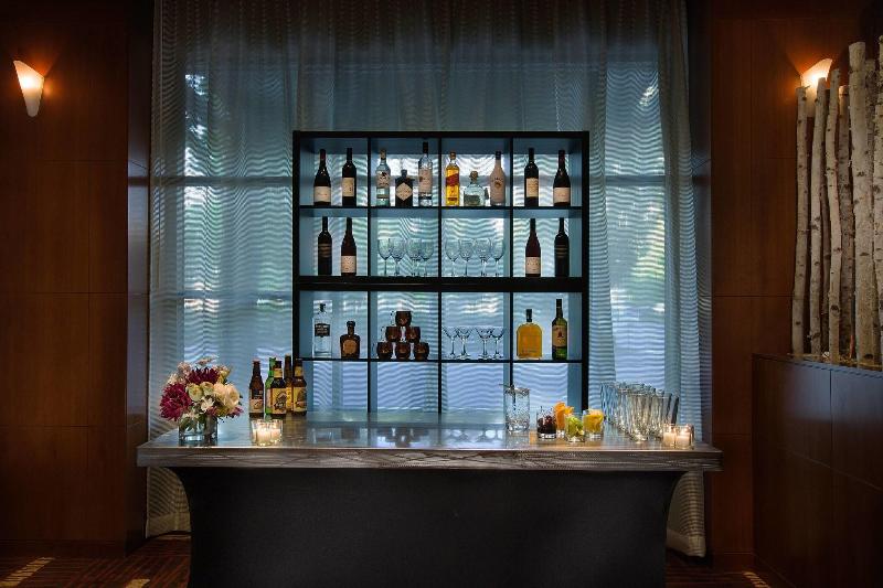 בית מלון כפרי Courtyard Portland Downtown/convention Center