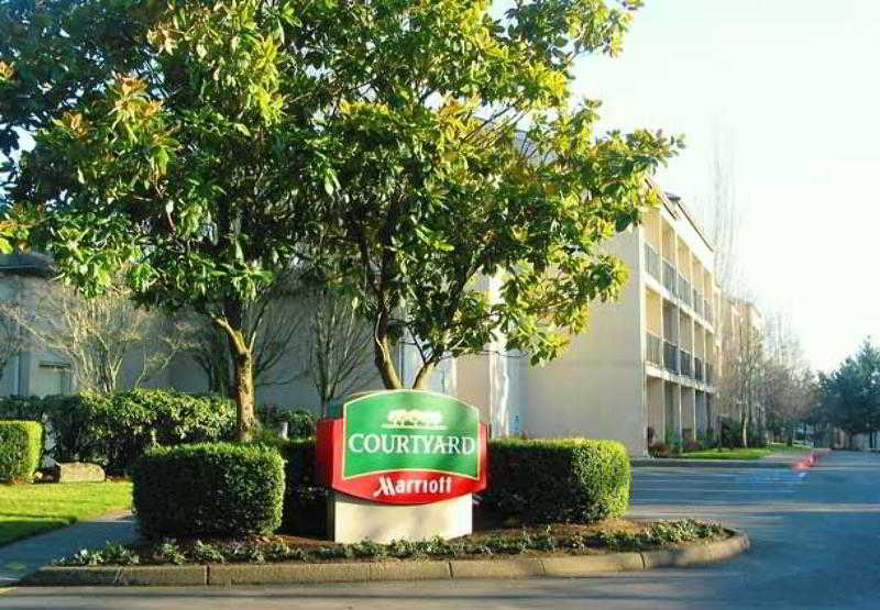 فندق Courtyard By Marriott Portland Hillsboro