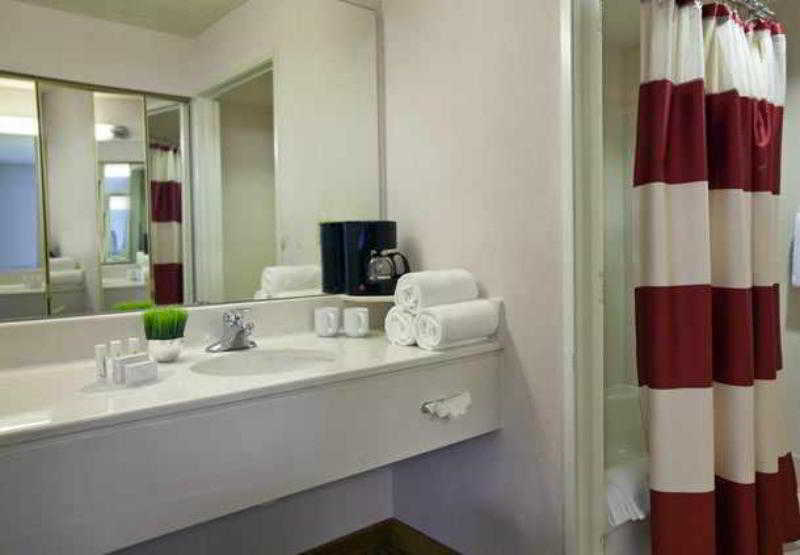 فندق Courtyard By Marriott Portland Southeast/clackamas