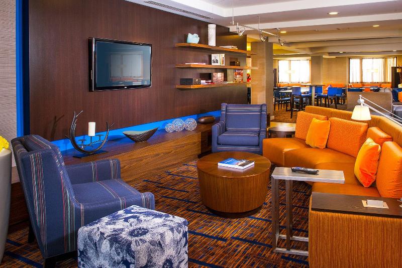 호텔 Courtyard By Marriott Richmond Northwest