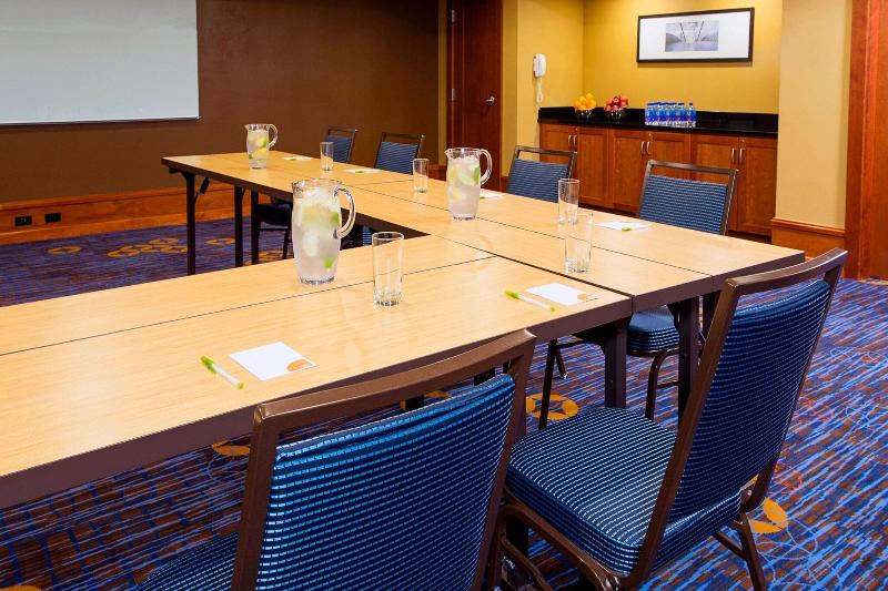 호텔 Courtyard Rochester Brighton