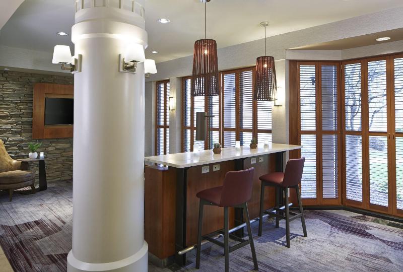 호텔 Courtyard Rochester Brighton